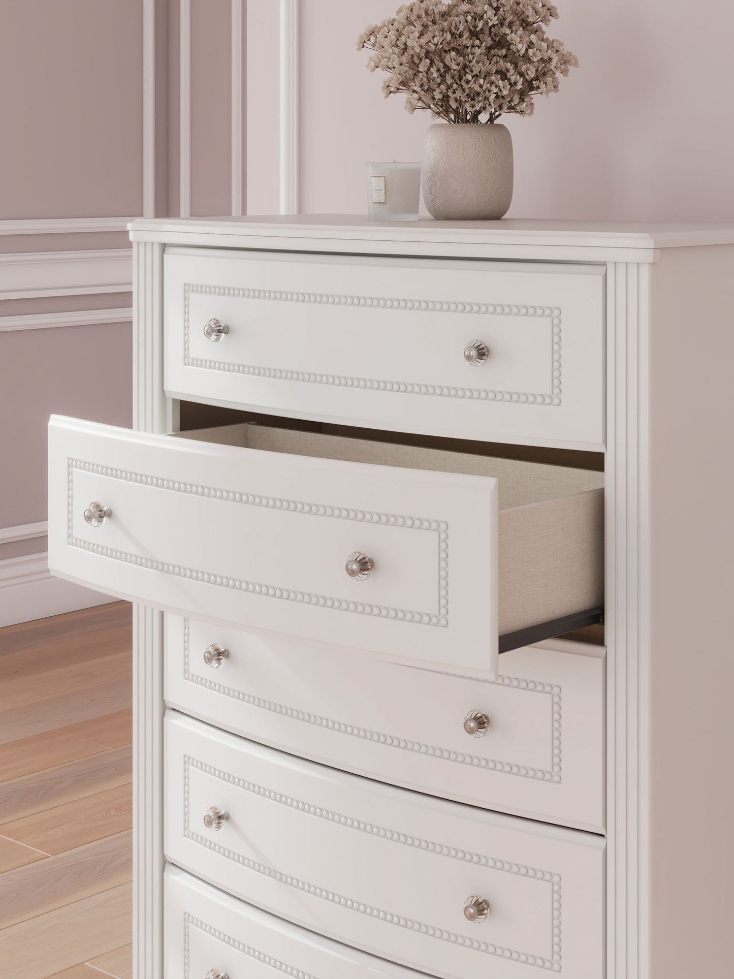 Kozlani - Five Drawer Chest - White - Hornell Furniture Outlet
