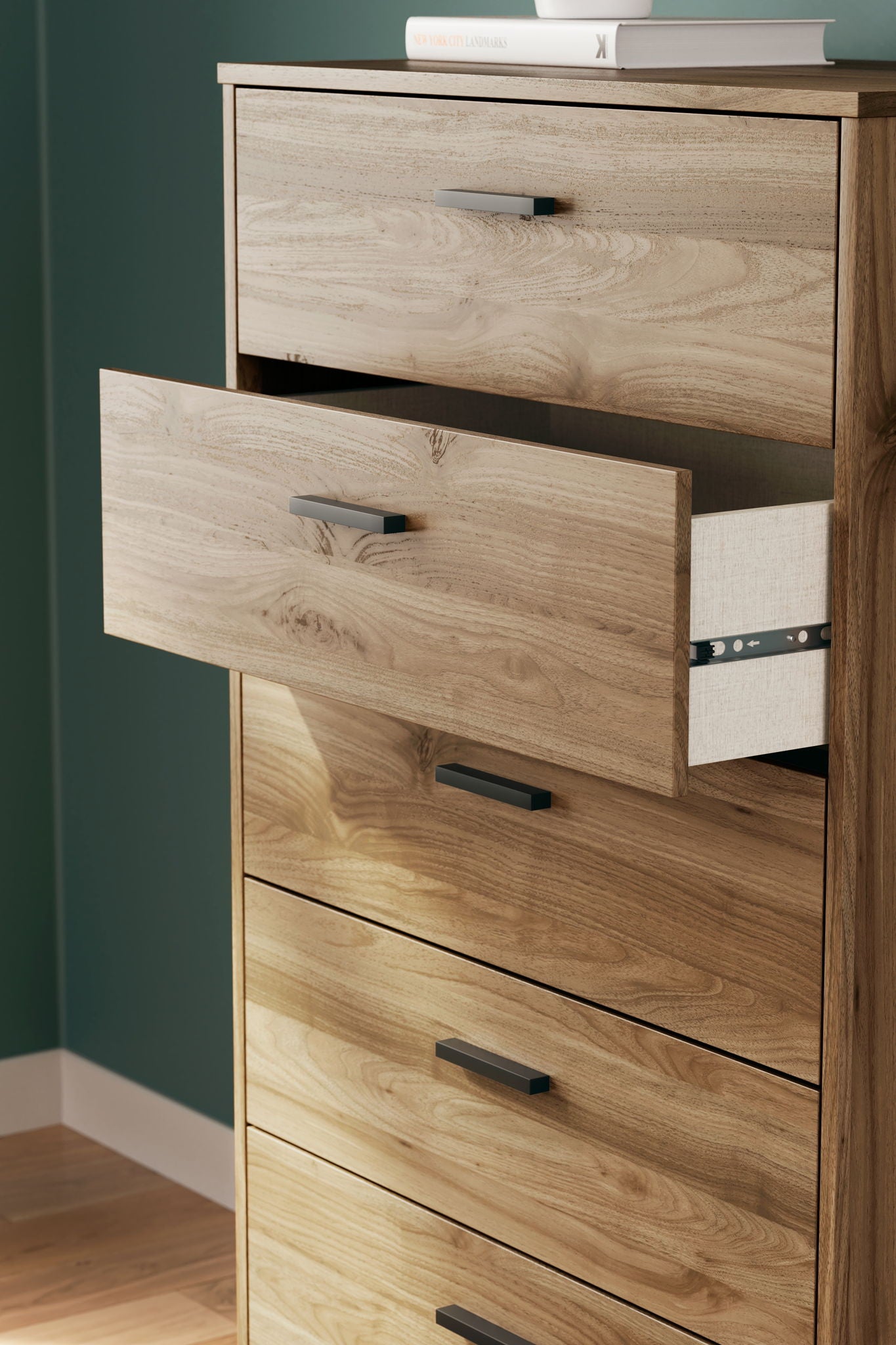 Deanlow - Honey - Five Drawer Chest - Hornell Furniture Outlet