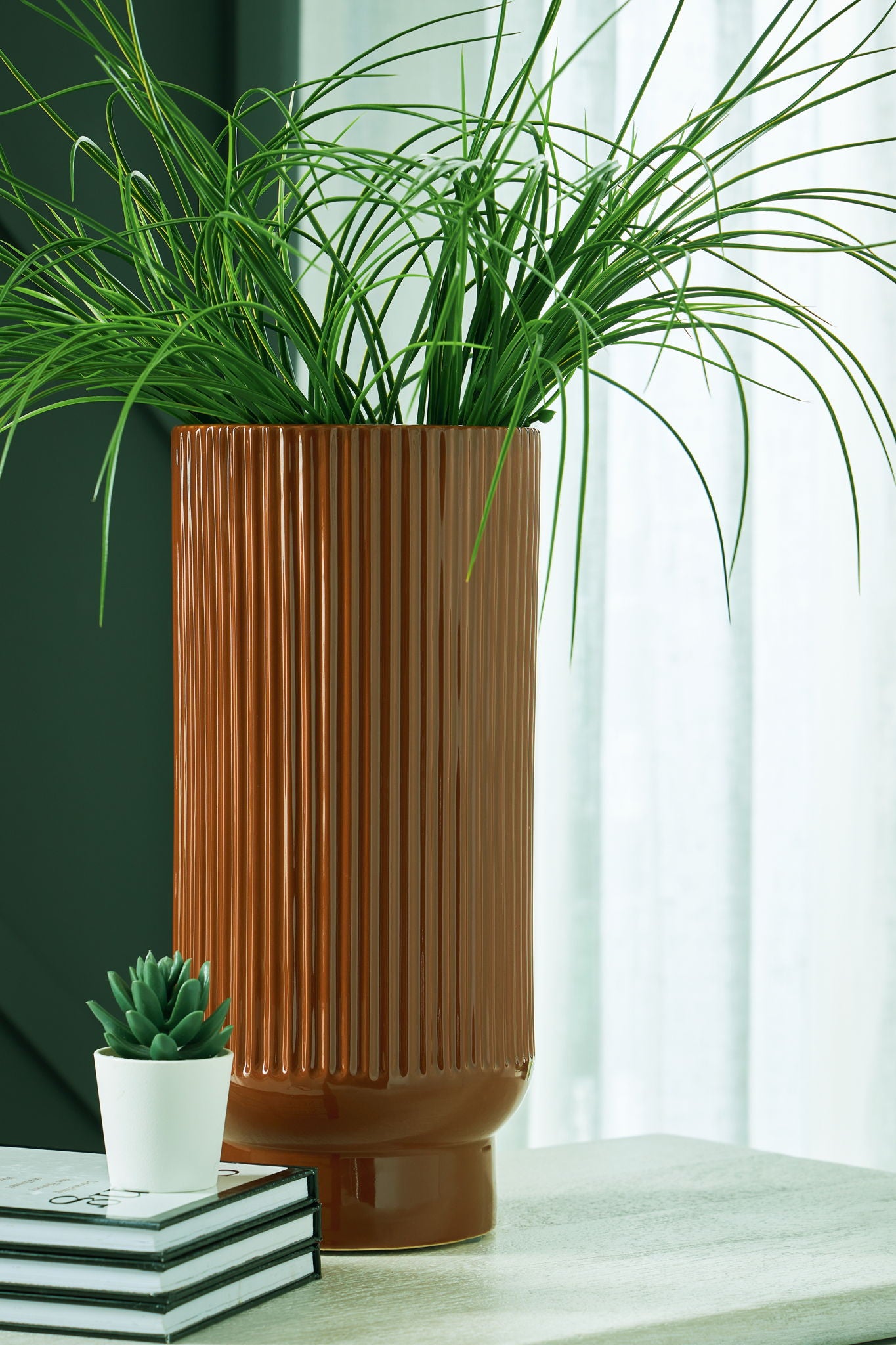 Avalyah - Large Vase - Hornell Furniture Outlet