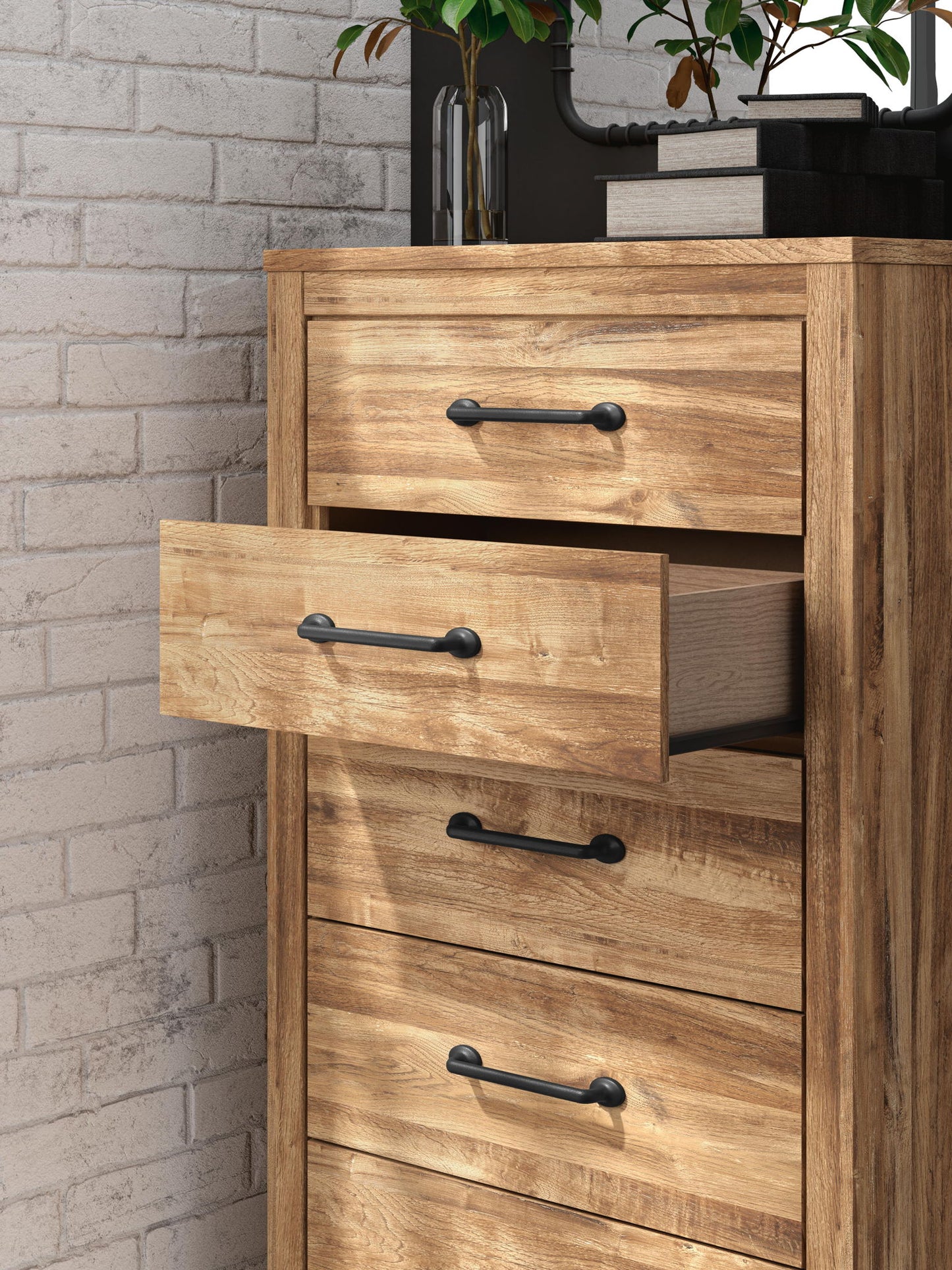 Maystonna - Five Drawer Chest - Brown - Hornell Furniture Outlet