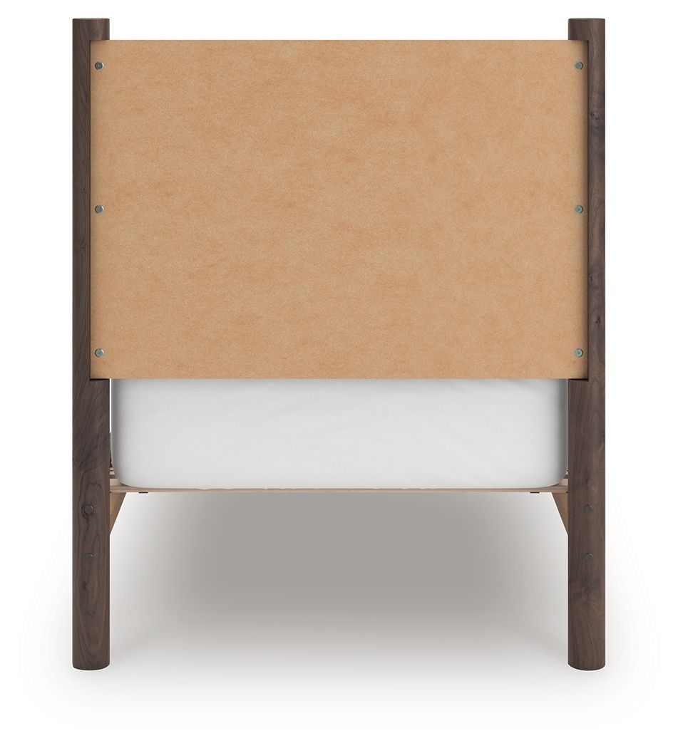 Pamytta - Panel Platform Bed - Hornell Furniture Outlet