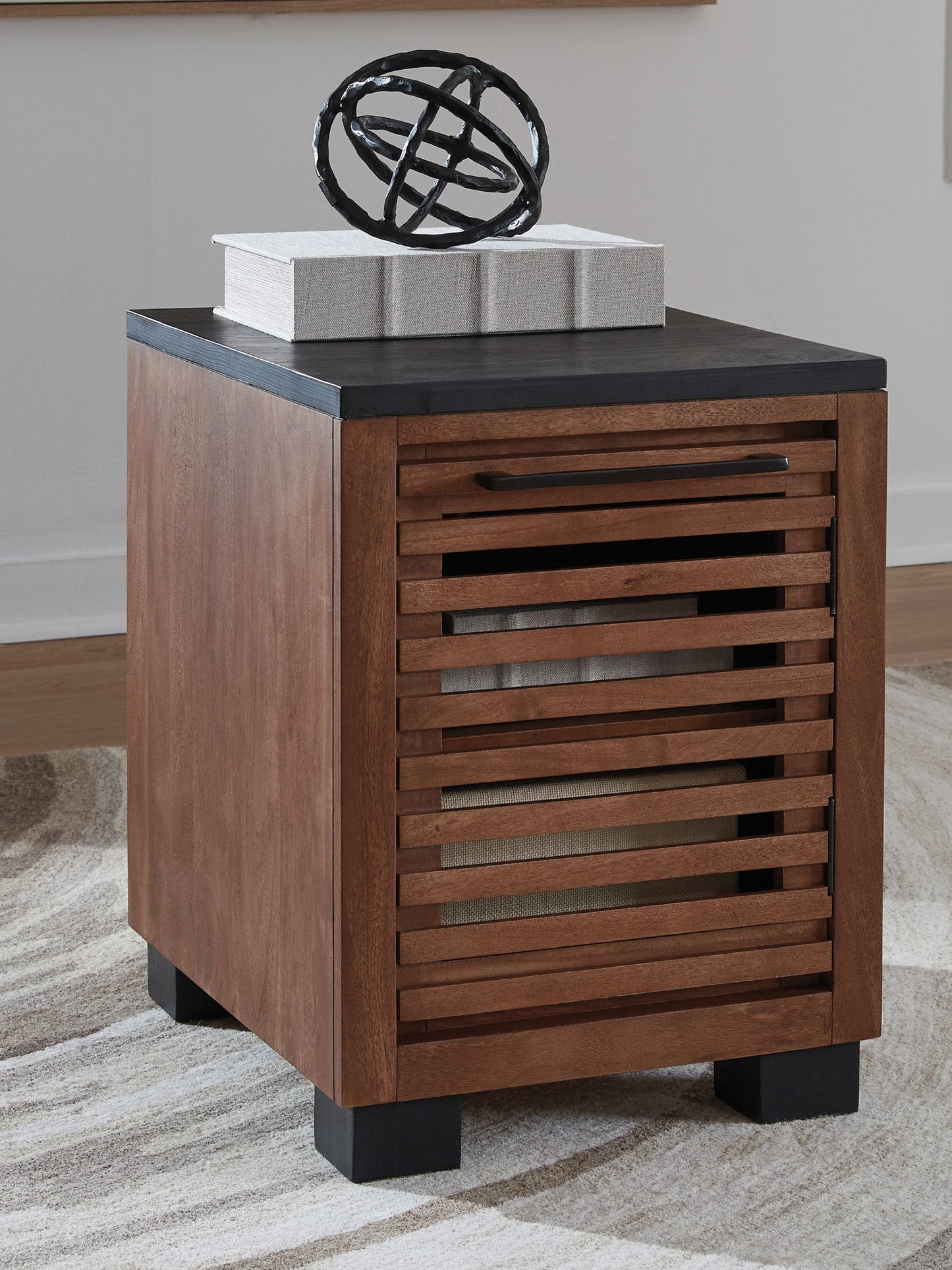 Kallari - Warm Brown / Black - Chair Side End Table - Hornell Furniture Outlet