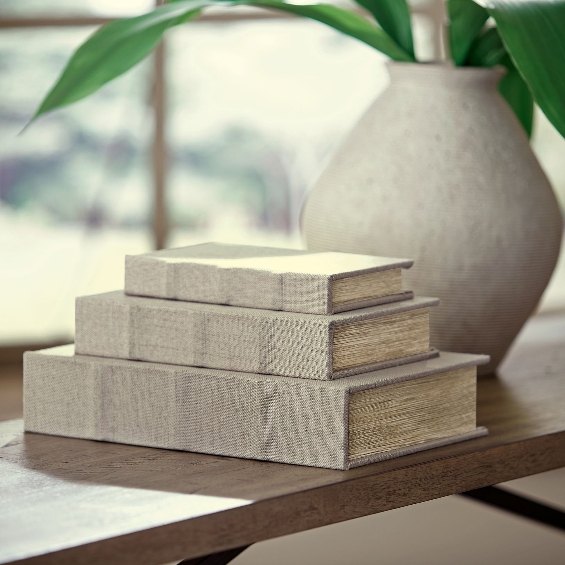 Jolina - Box Set - Hornell Furniture Outlet