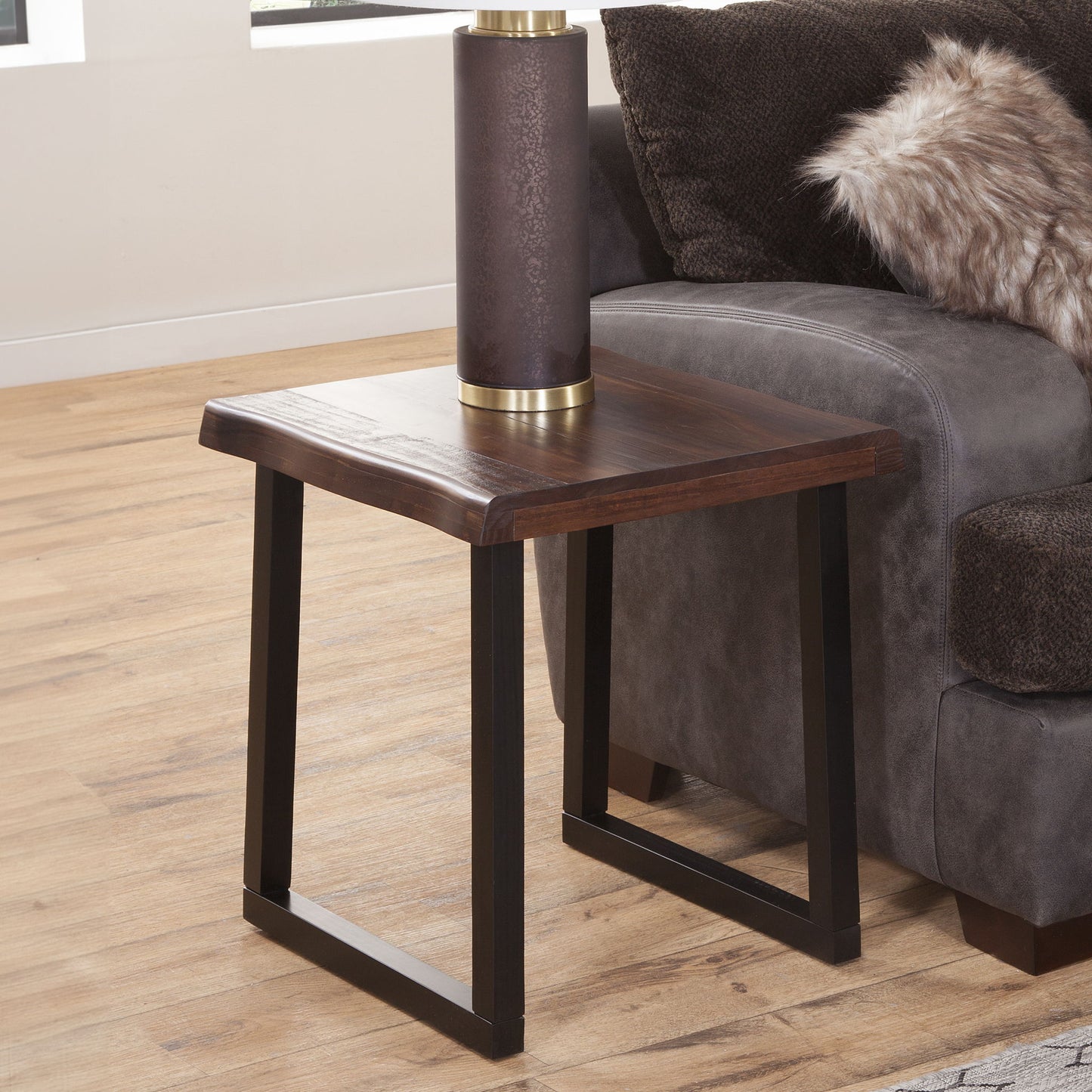 Jennings - Live Edge End Table - Brown - Hornell Furniture Outlet