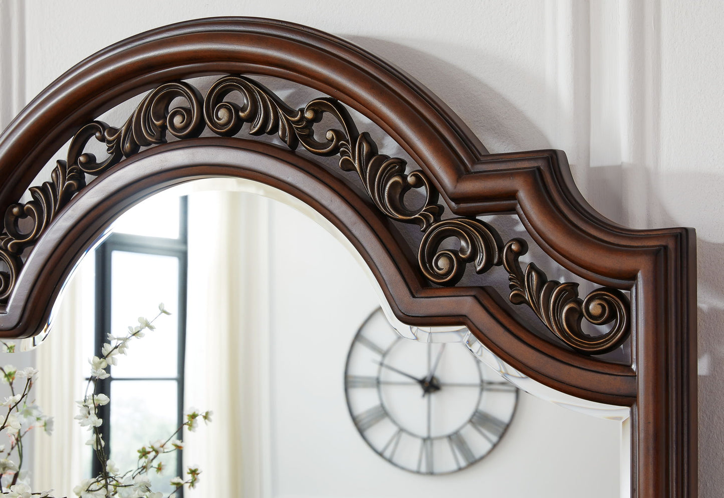 Lavinton - Brown - Dresser And Mirror - Hornell Furniture Outlet