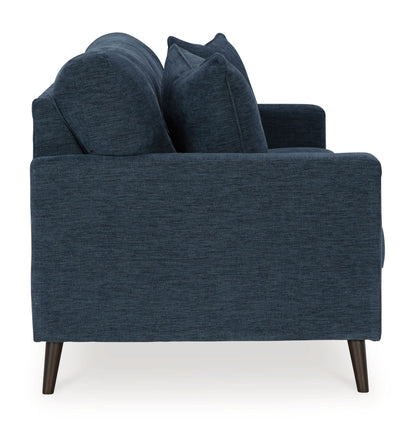 Bixler - Sofa - Hornell Furniture Outlet