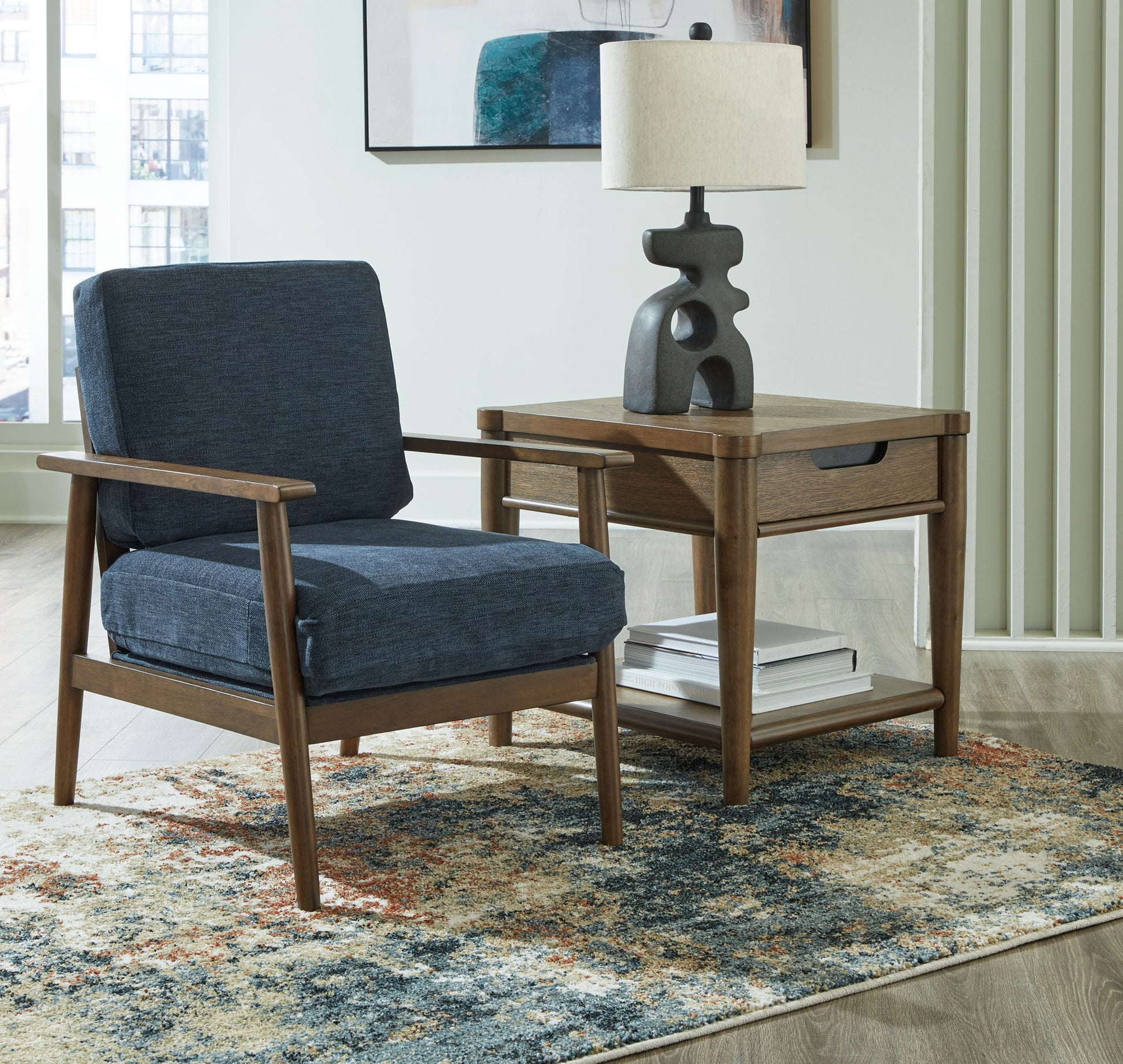 Bixler - Showood Accent Chair - Hornell Furniture Outlet