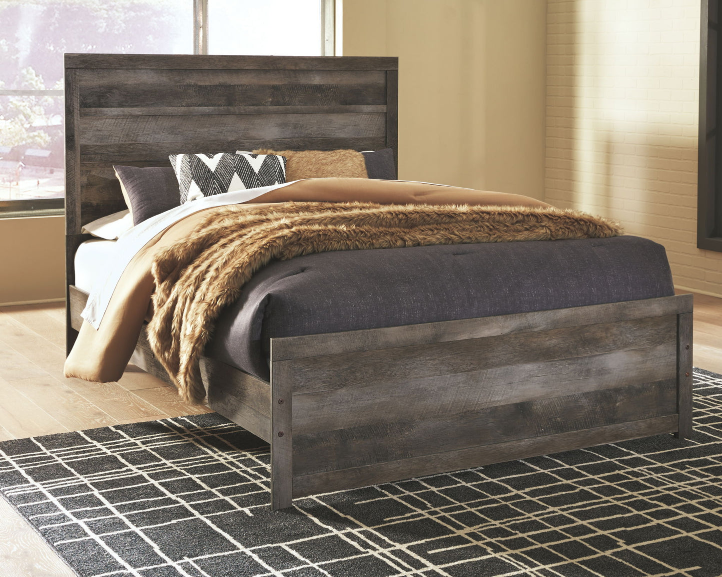 Wynnlow - Panel Bedroom Set - Hornell Furniture Outlet