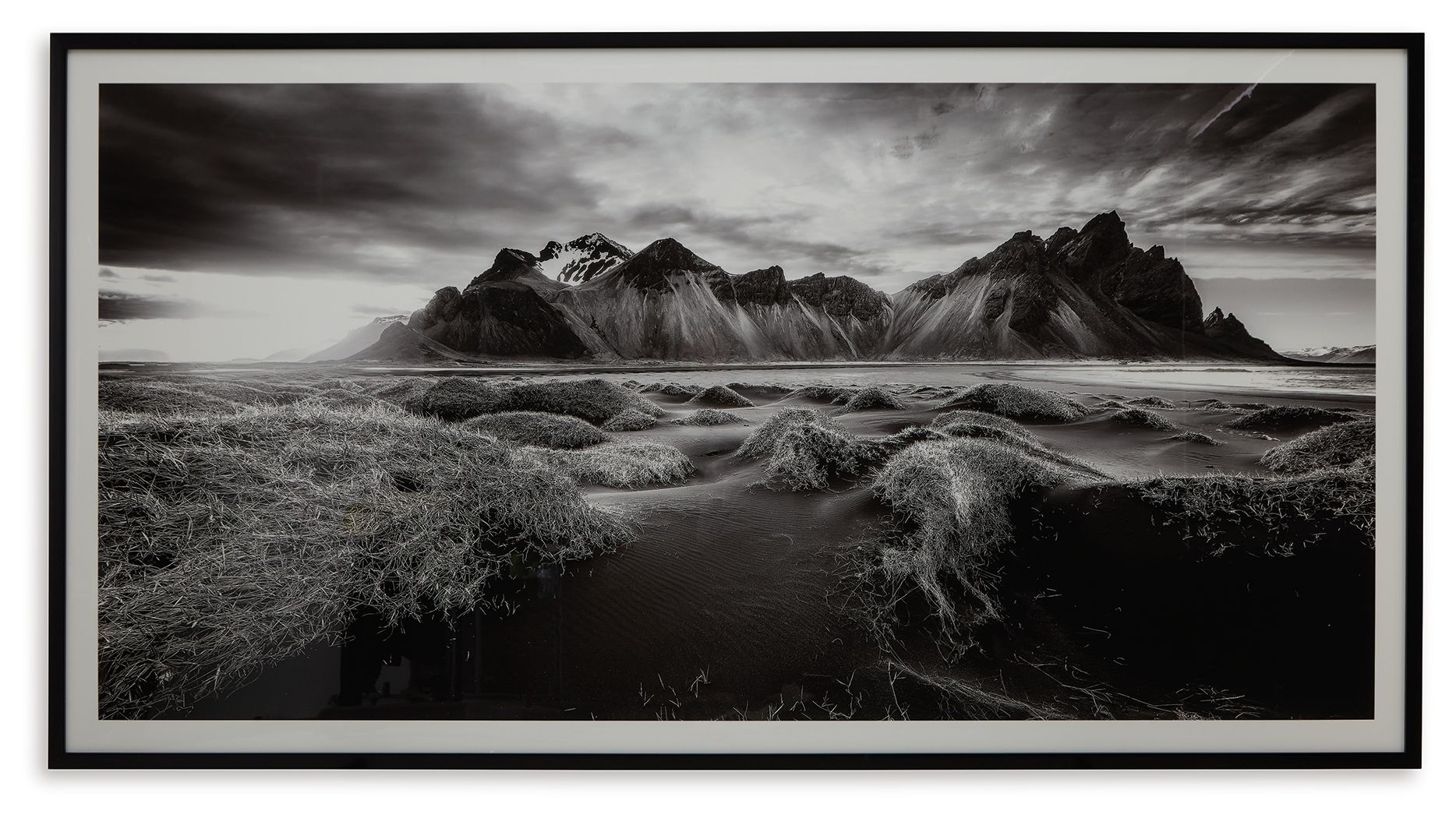 Delstone - Black / White - Wall Art - Hornell Furniture Outlet