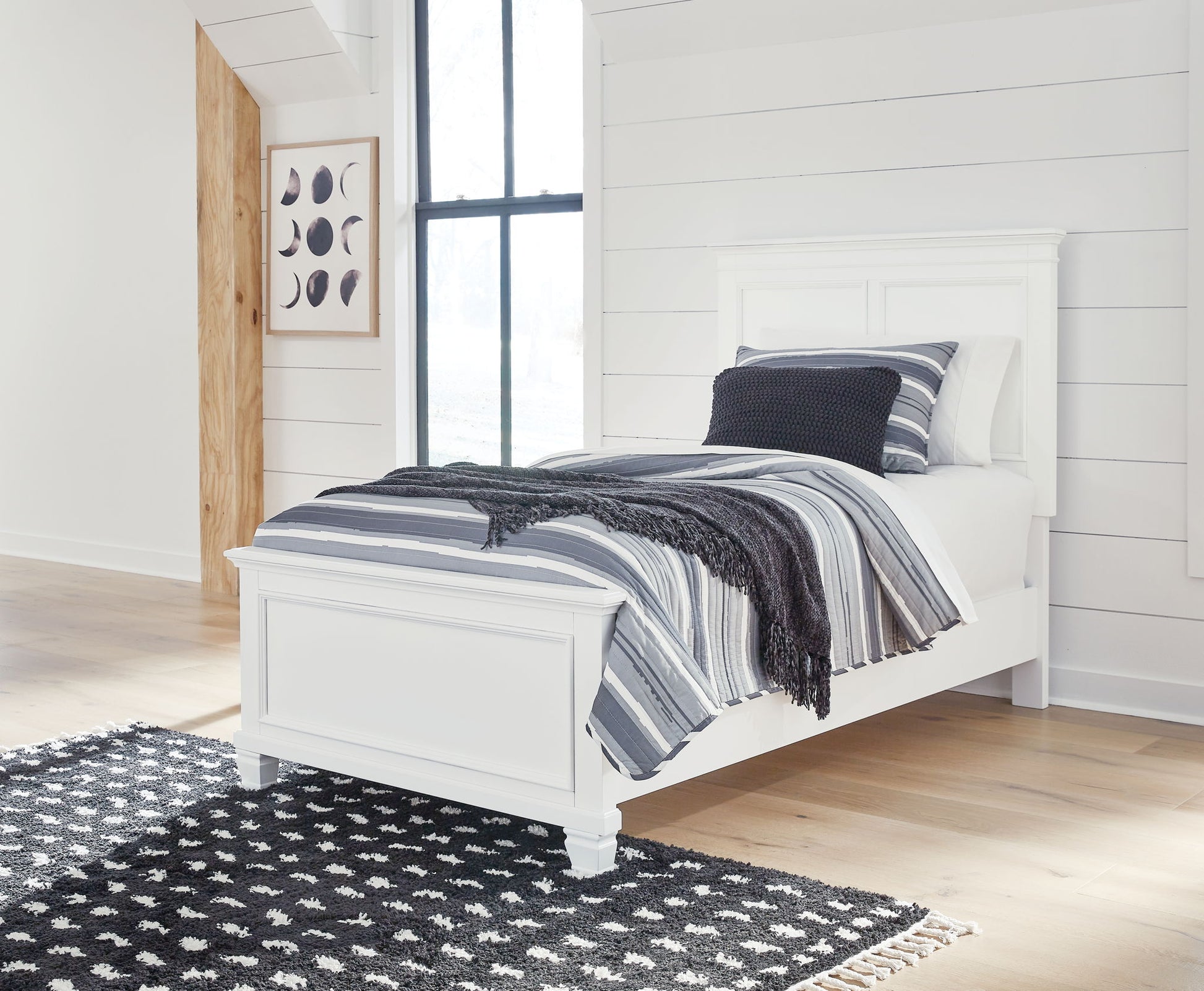Fortman - Panel Bed - Hornell Furniture Outlet