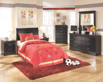 Huey Vineyard - Black - Five Drawer Chest - Hornell Furniture Outlet