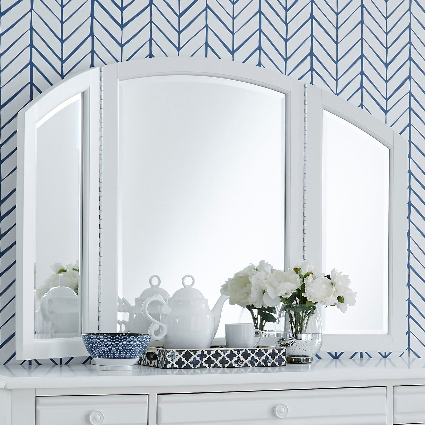 Summer House - Vanity Mirror - White - Hornell Furniture Outlet