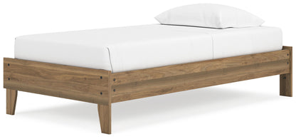 Deanlow - Platform Bed - Hornell Furniture Outlet