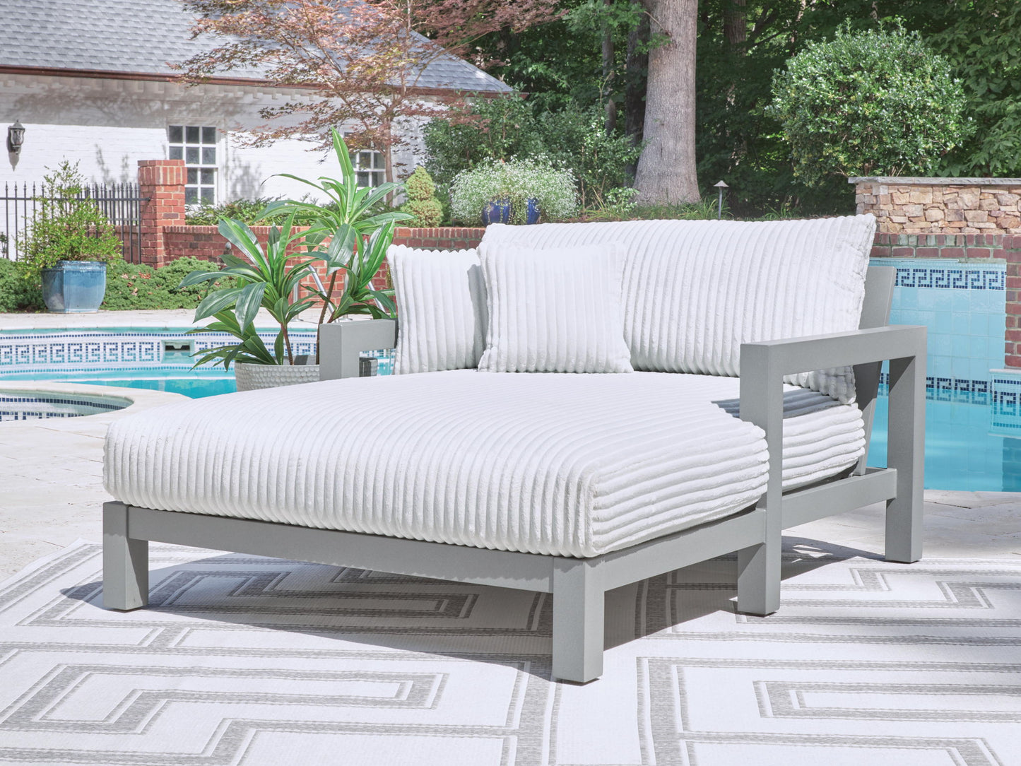 Hurley Park - Chaise Lounge With Cushion - Gray - Hornell Furniture Outlet