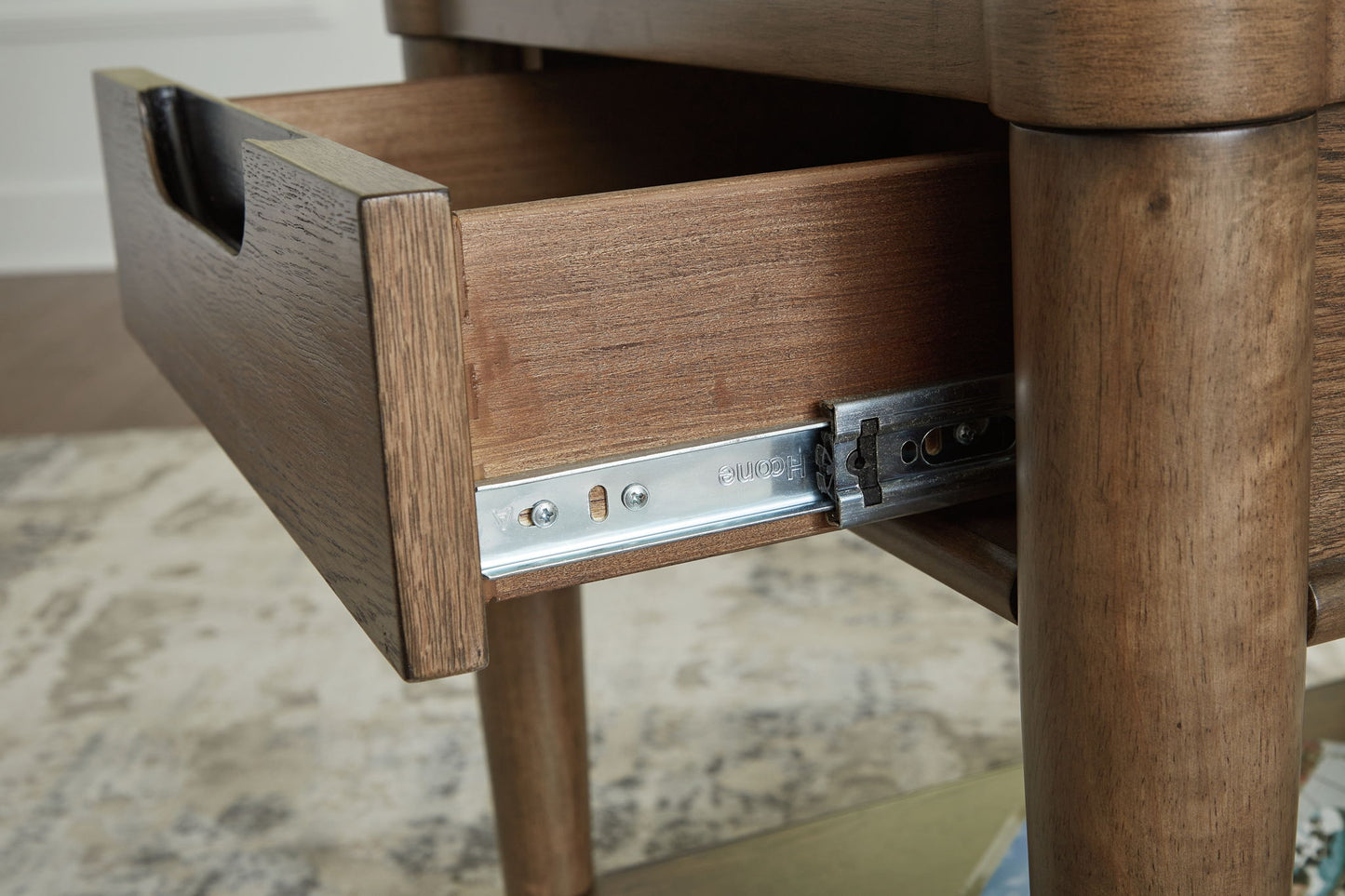 Roanhowe - Brown - Rectangular End Table - Hornell Furniture Outlet
