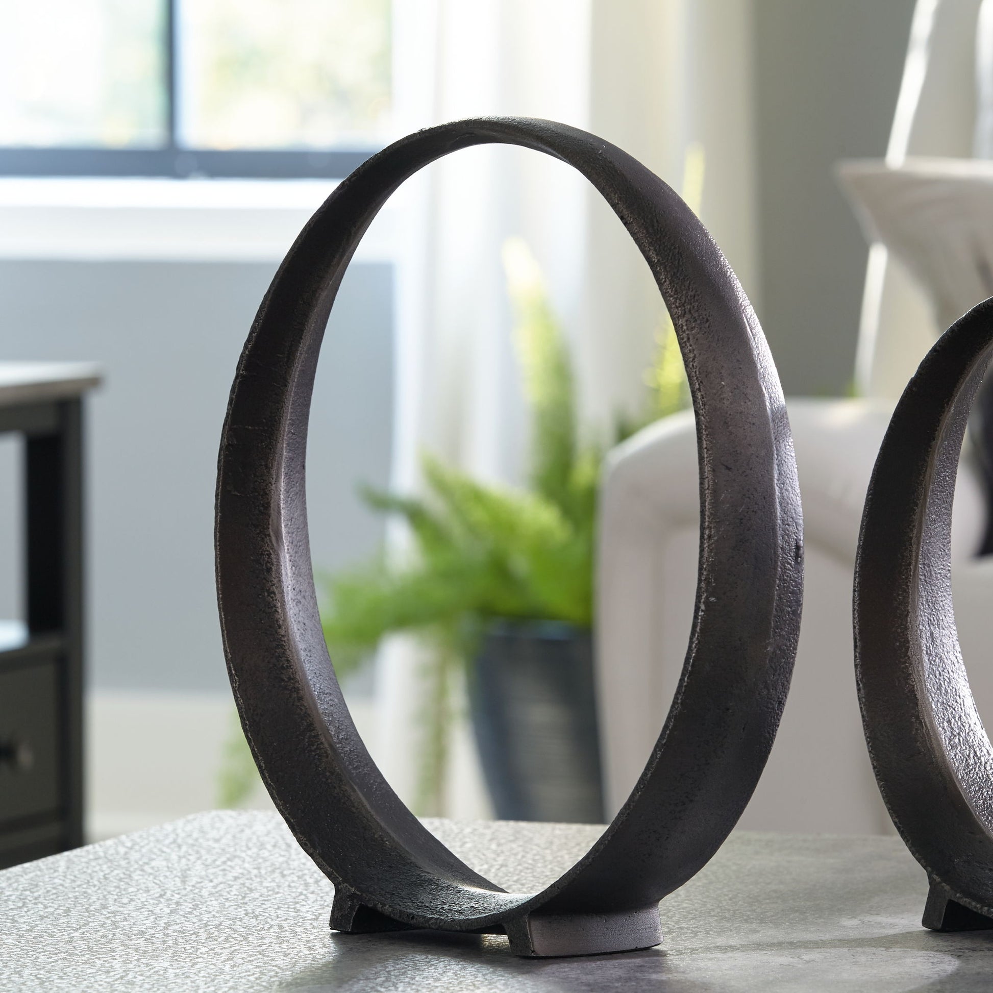 Ryandale - Sculpture - Hornell Furniture Outlet