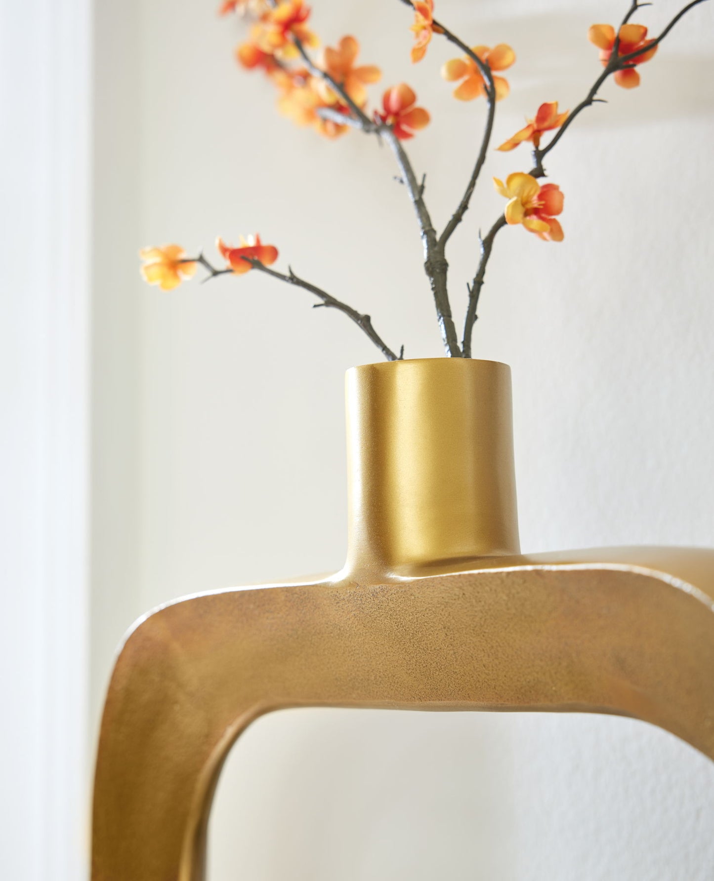 Lawtonville - Vase - Hornell Furniture Outlet
