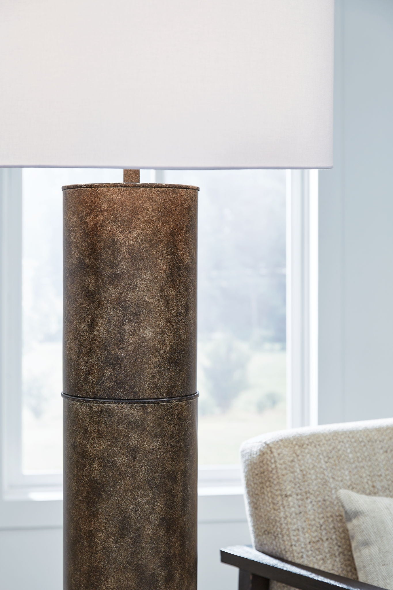 Jebson - Dark Bronze Finish - Metal Floor Lamp - Hornell Furniture Outlet