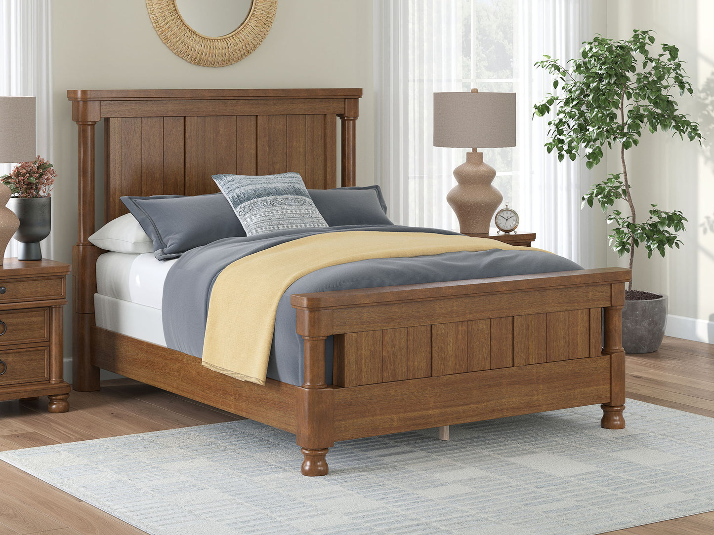 Rowlenstown - Poster Bed - Hornell Furniture Outlet