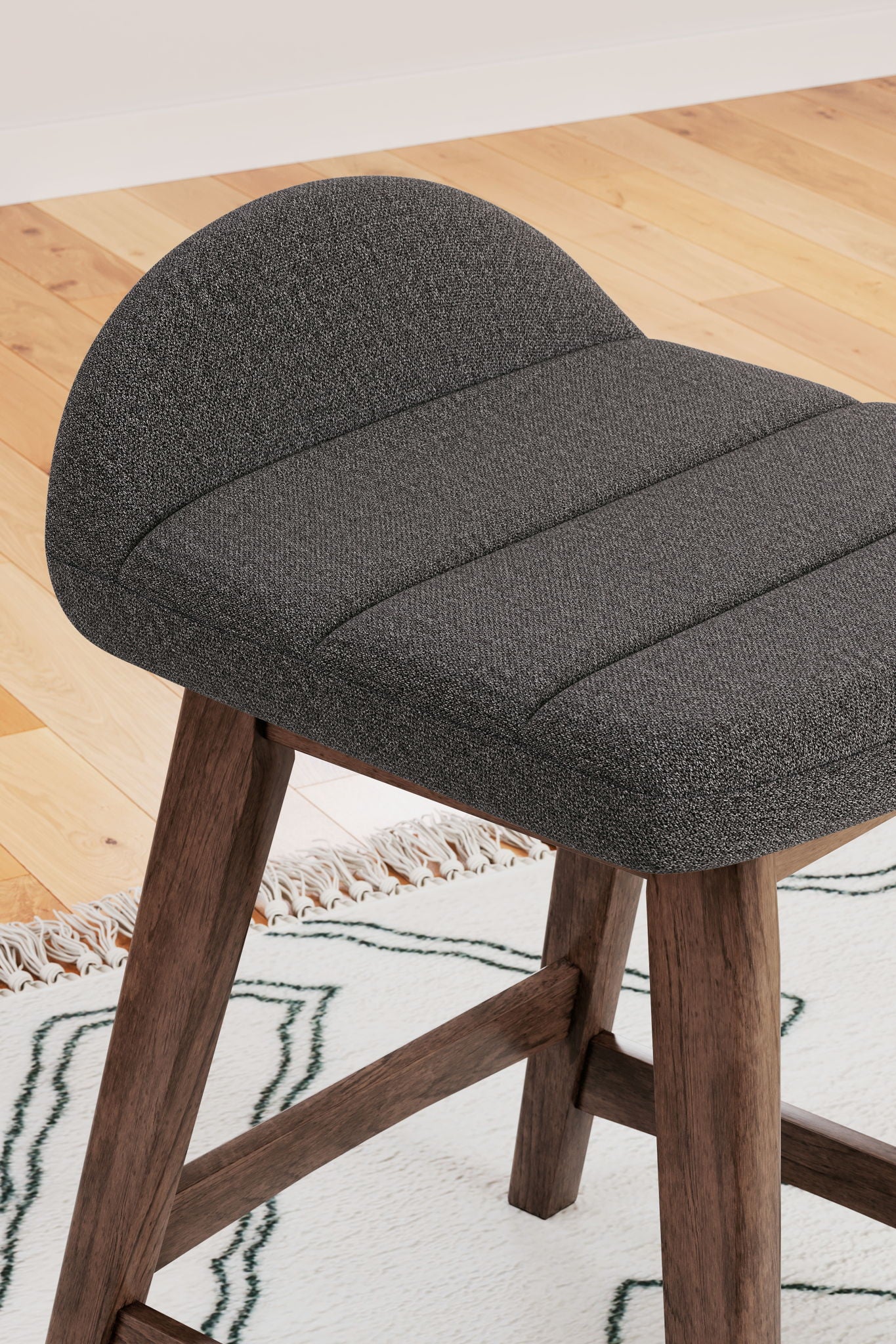 Lyncott - Upholstered Barstool (Set of 2) - Hornell Furniture Outlet