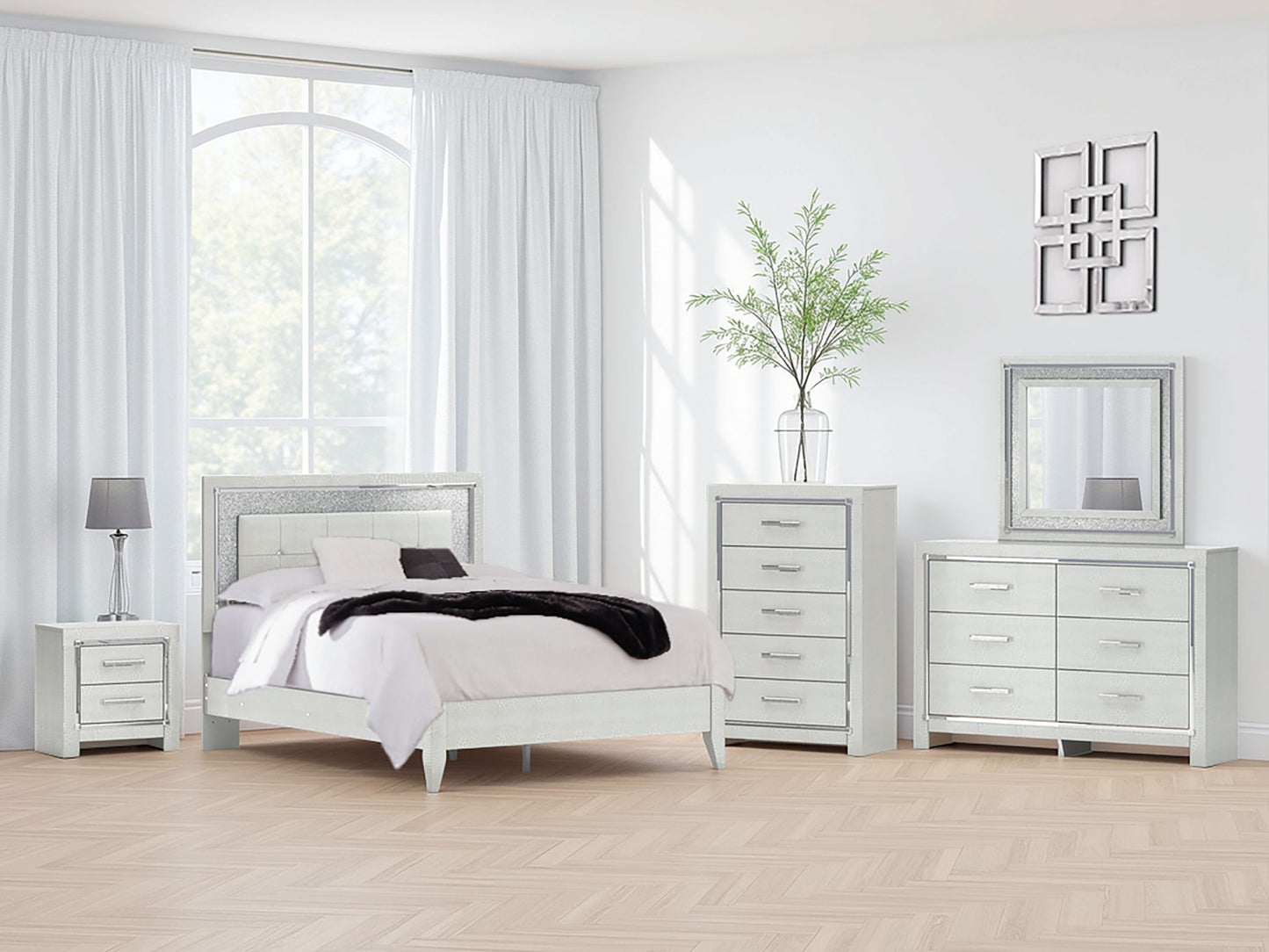 Zyniden - Upholstered Panel Bed - Hornell Furniture Outlet