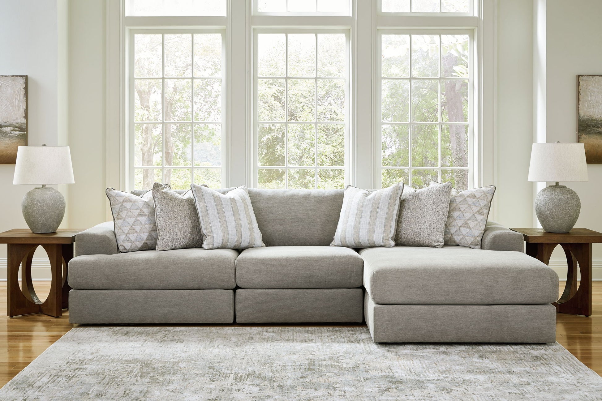 Avaliyah - Sectional - Hornell Furniture Outlet