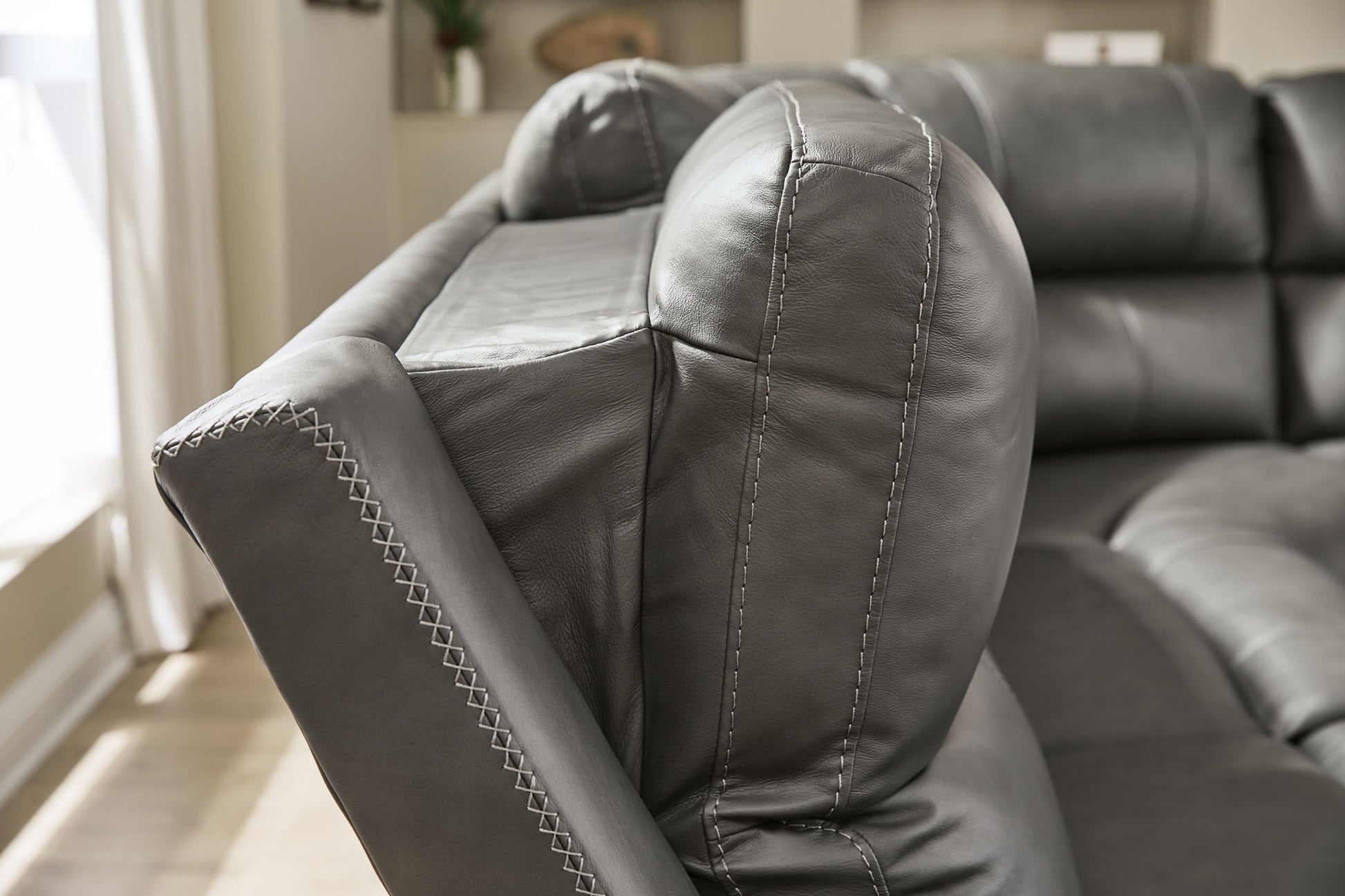 Bleckley - Reclining Sectional - Hornell Furniture Outlet