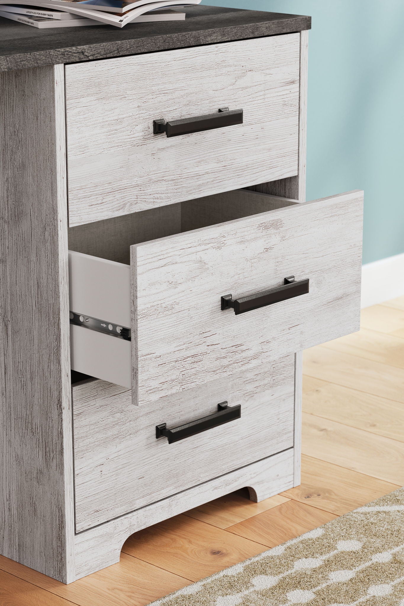 Shawburn - Home Office Desk - White / Dark Charcoal Gray - Hornell Furniture Outlet