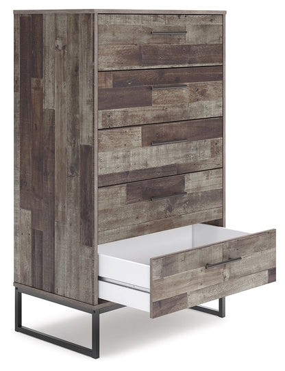 Neilsville - Black / Gray - Five Drawer Chest - Hornell Furniture Outlet