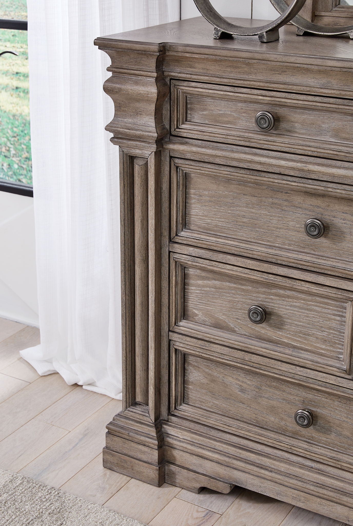 Blairhurst - Light Grayish Brown - Dresser - Hornell Furniture Outlet