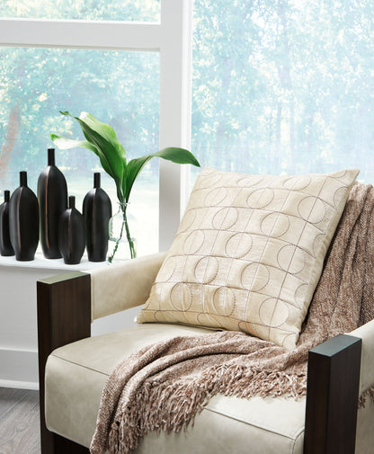 Kydner - Pillow - Hornell Furniture Outlet