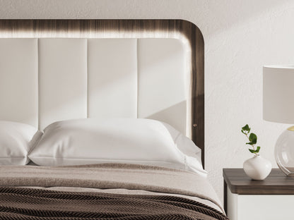 Kendanport - Upholstered Bed - Hornell Furniture Outlet