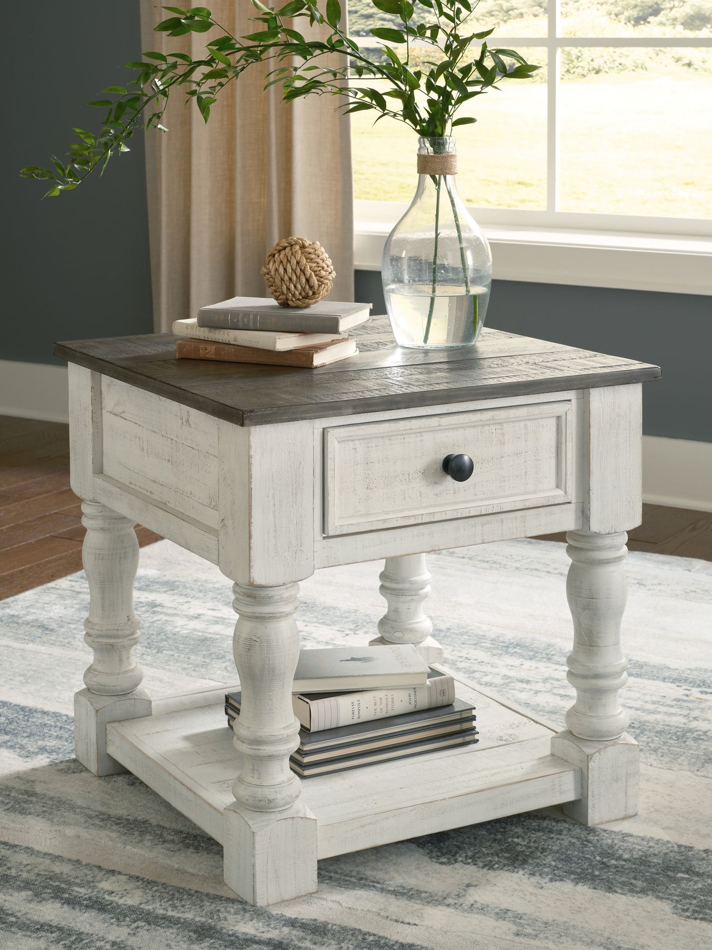 Havalance - White / Gray - Square End Table - Hornell Furniture Outlet