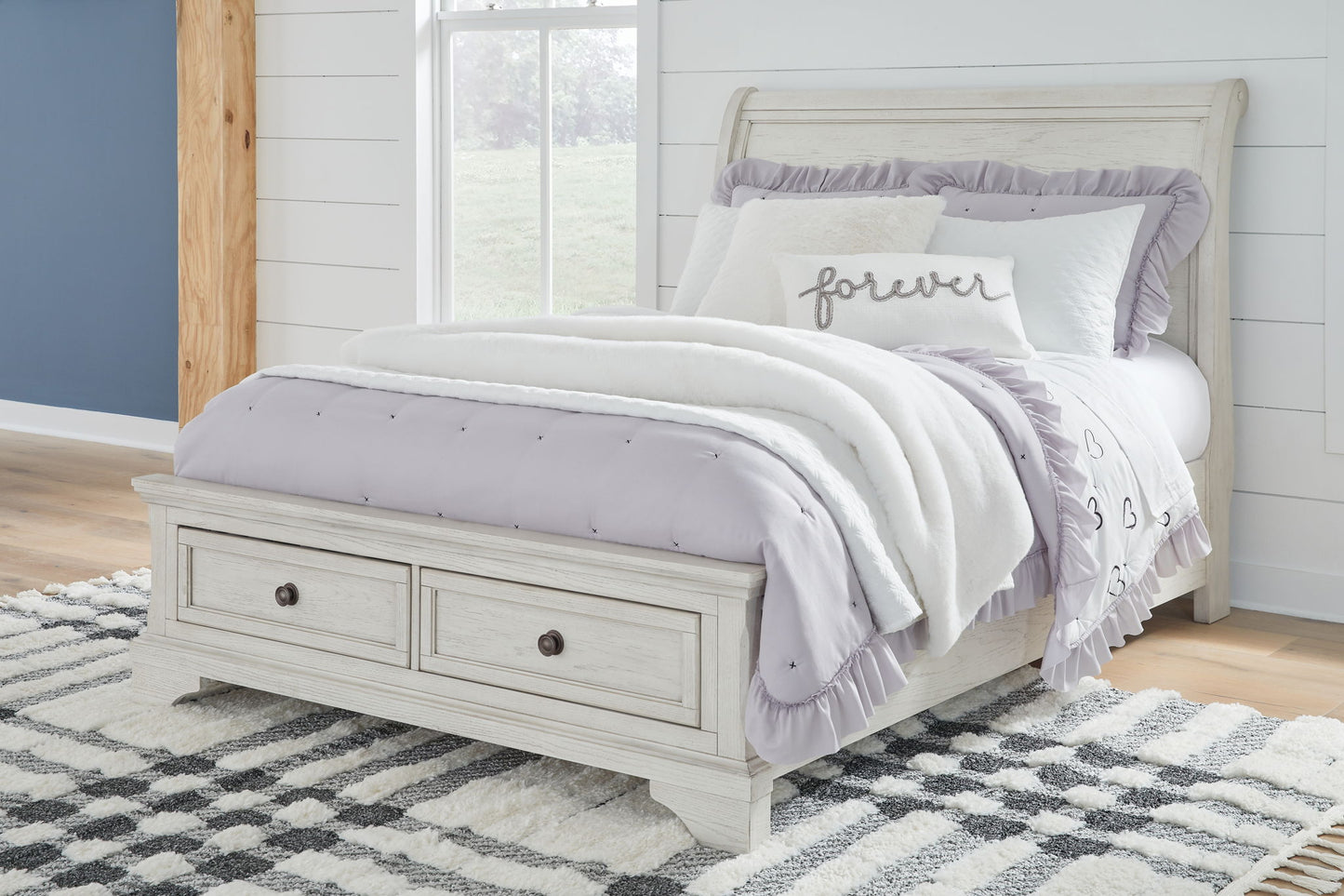 Robbinsdale - Sleigh Bed - Hornell Furniture Outlet
