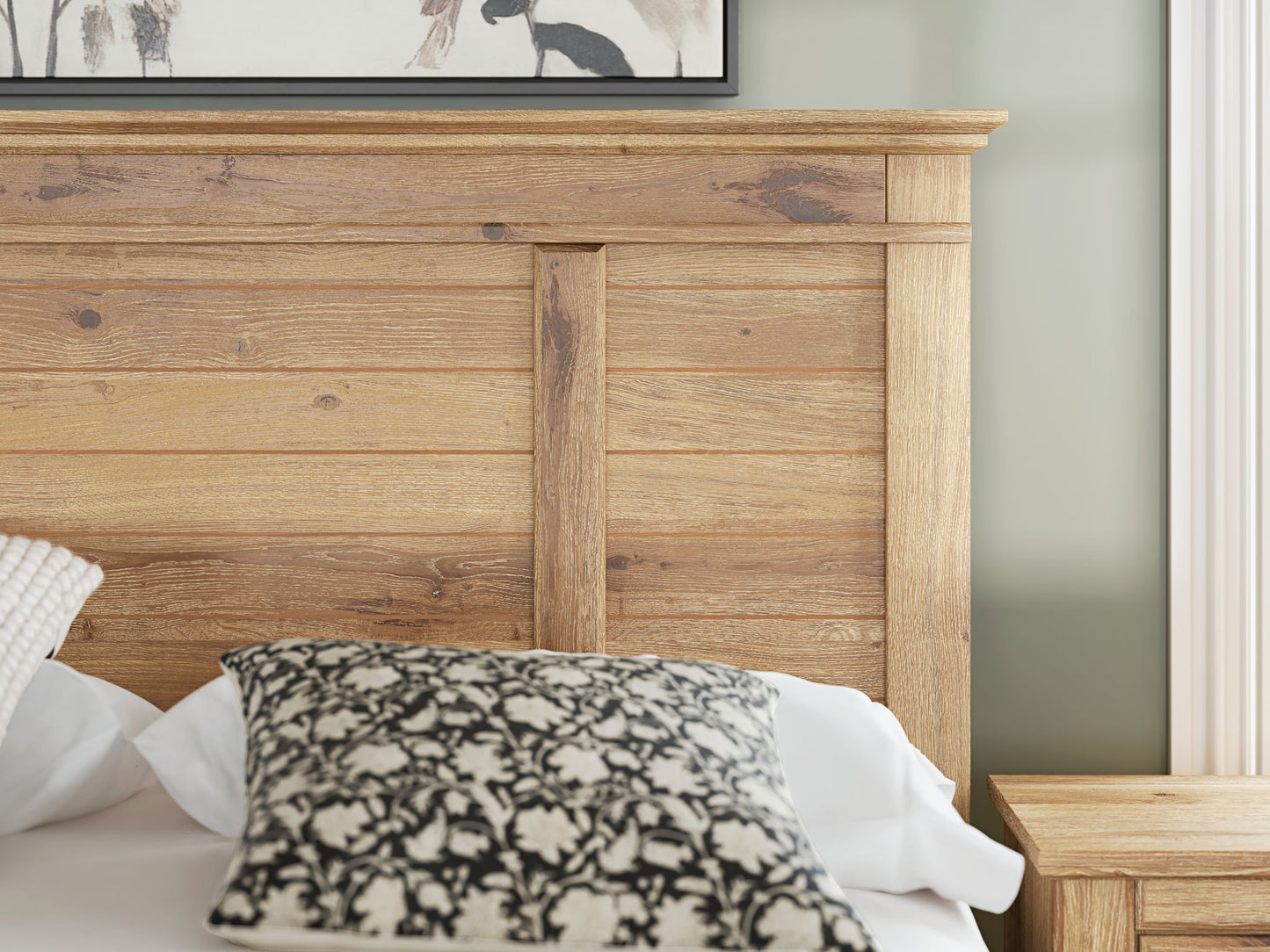 Makidern - Panel Bed - Hornell Furniture Outlet