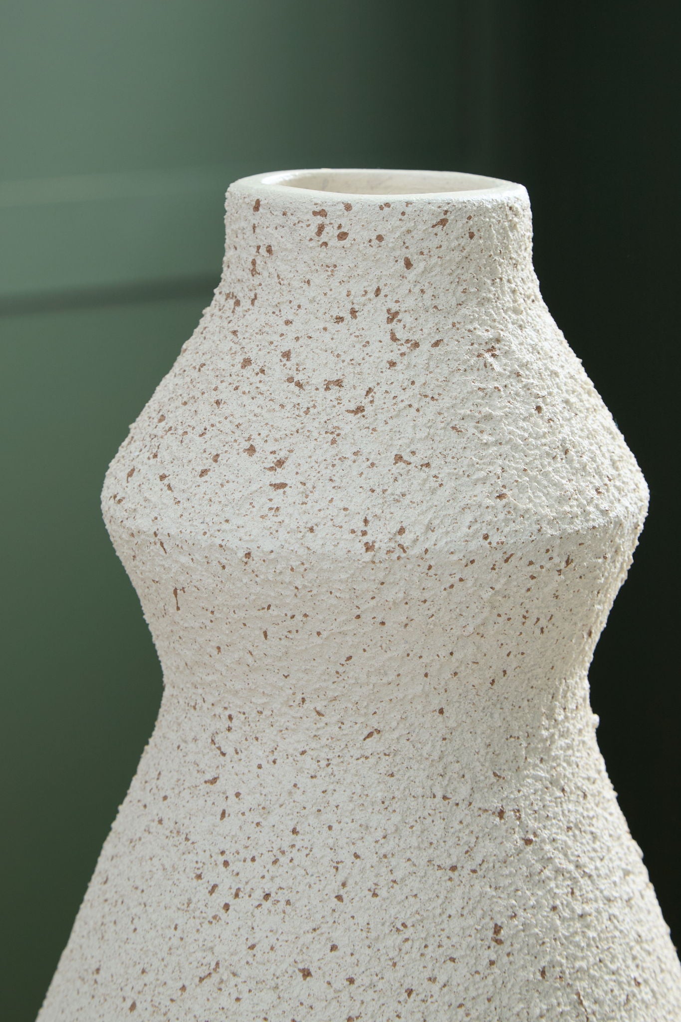 Dawthorne - Vase - Hornell Furniture Outlet