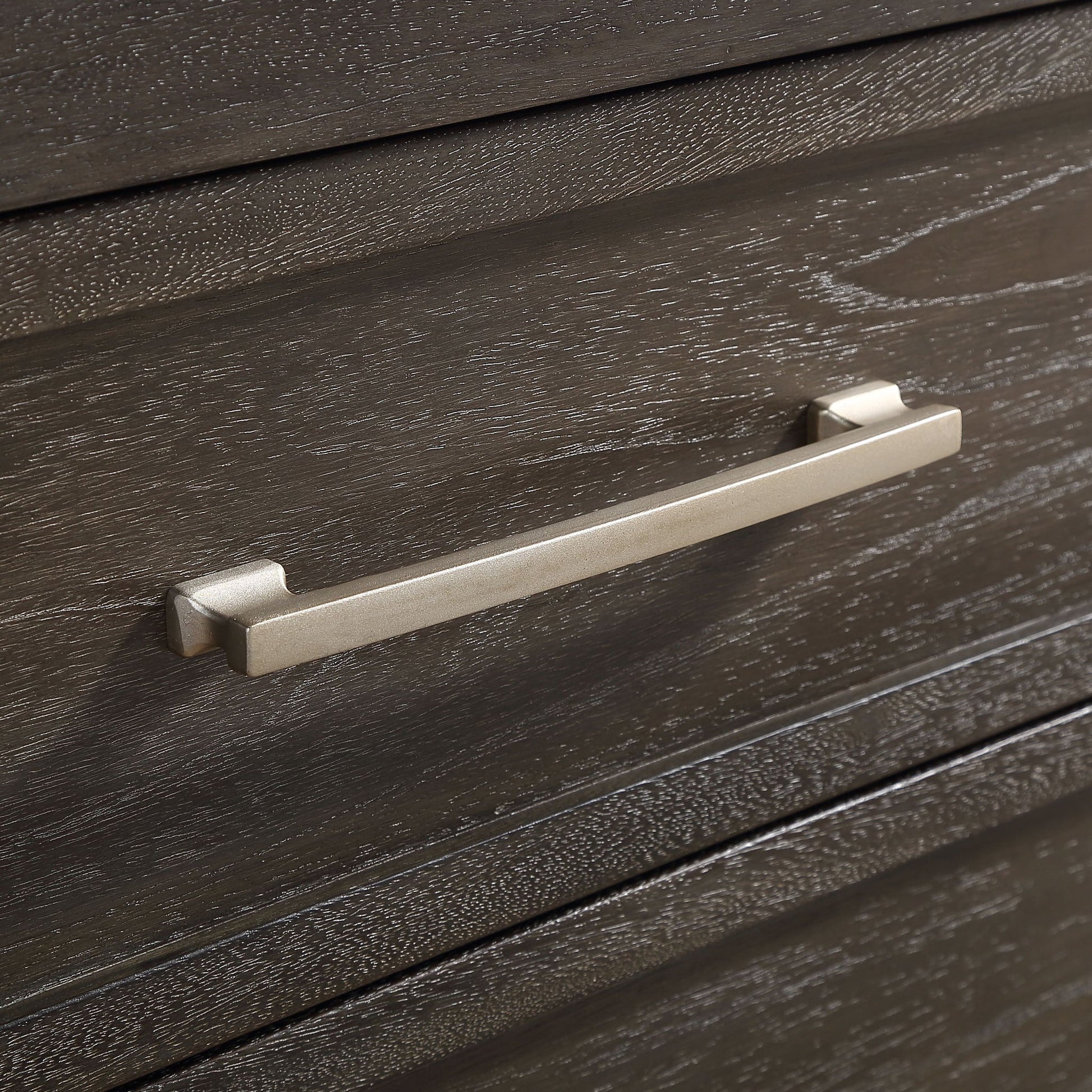 Broomfield - 5 - Drawer Chest - Brown - Hornell Furniture Outlet