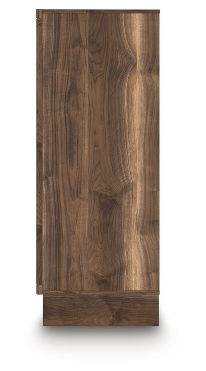 Chirason - Brown - Five Drawer Wide Chest - Hornell Furniture Outlet