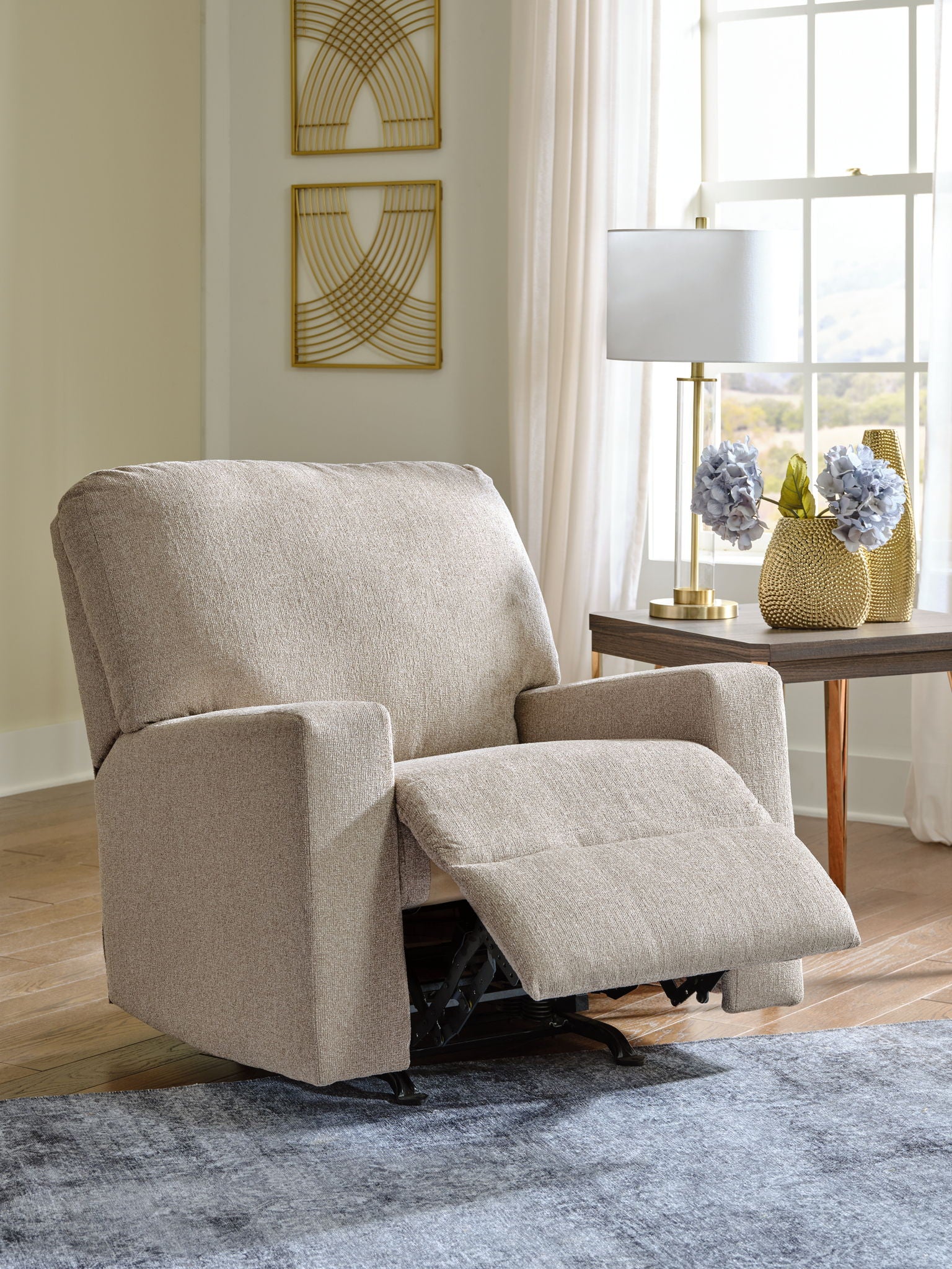 Deltona - Rocker Recliner - Hornell Furniture Outlet
