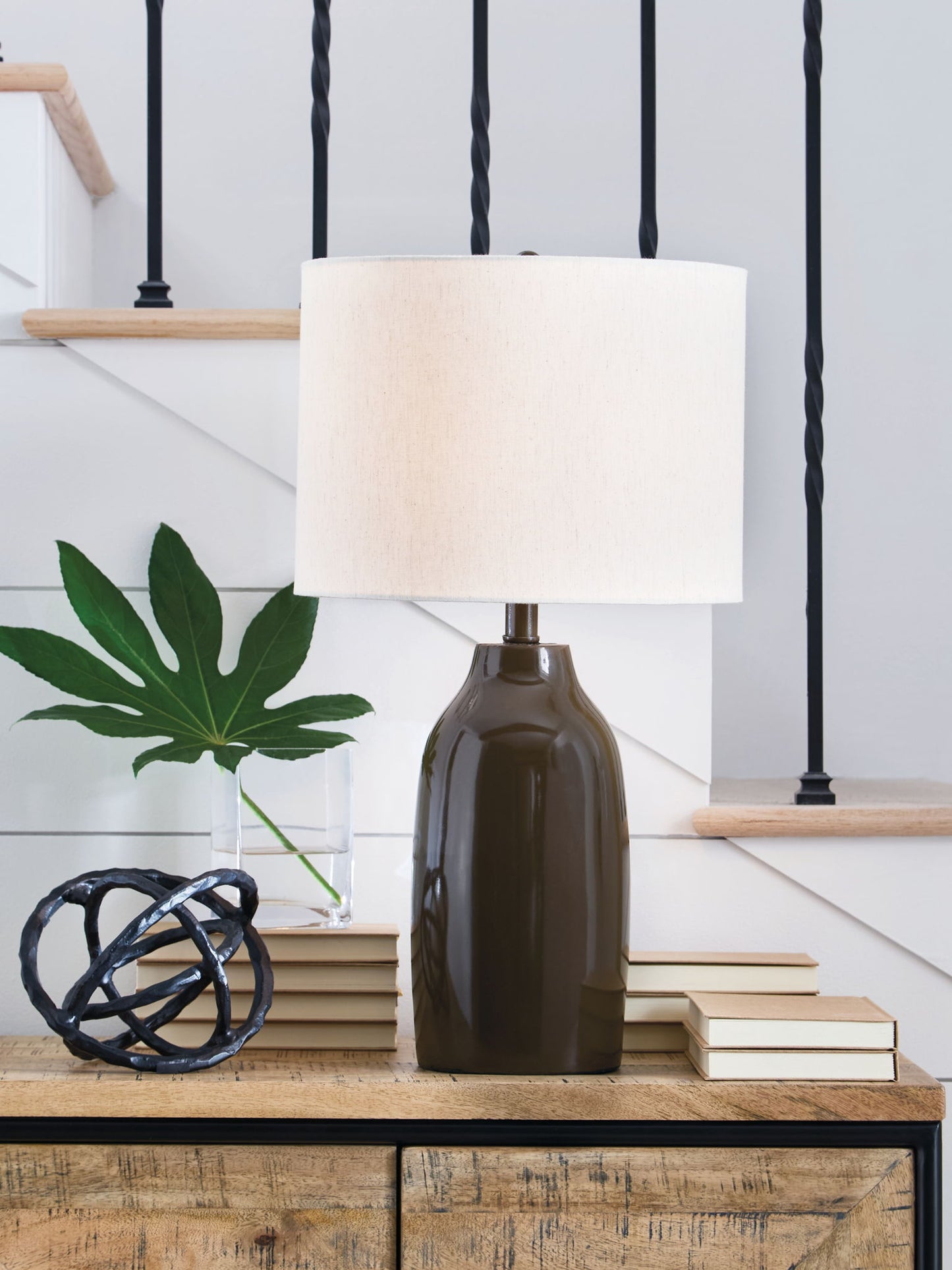 Jyler - Terracotta Table Lamp - Brown - Hornell Furniture Outlet
