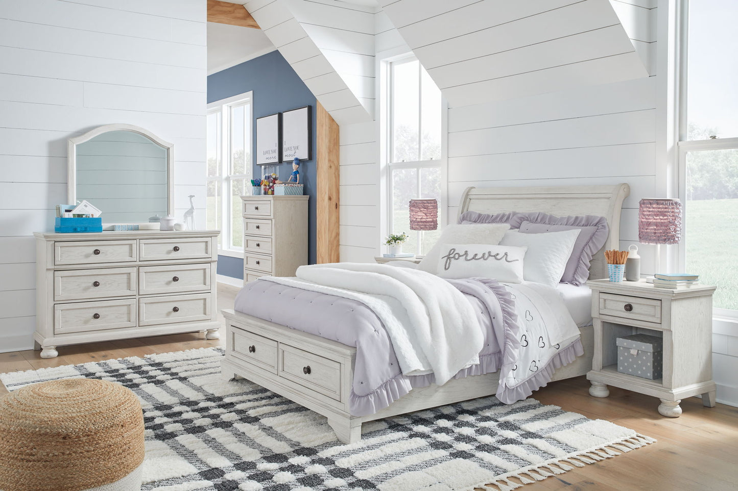 Robbinsdale - Sleigh Bed - Hornell Furniture Outlet