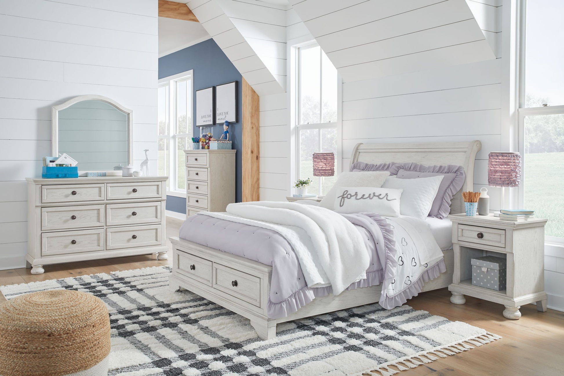 Robbinsdale - Sleigh Bed - Hornell Furniture Outlet