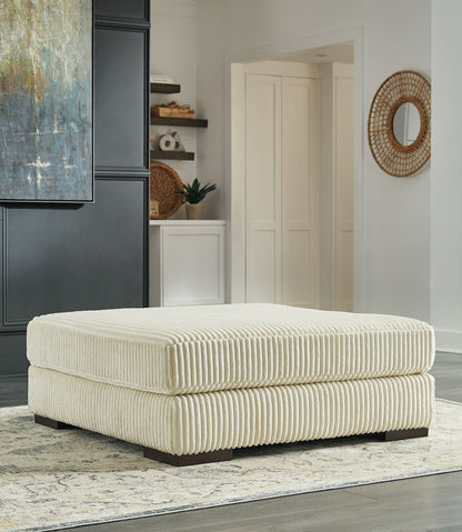 Lindyn - Oversized Accent Ottoman - Hornell Furniture Outlet