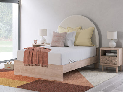 Arloster - Upholstered Panel Bed - Hornell Furniture Outlet