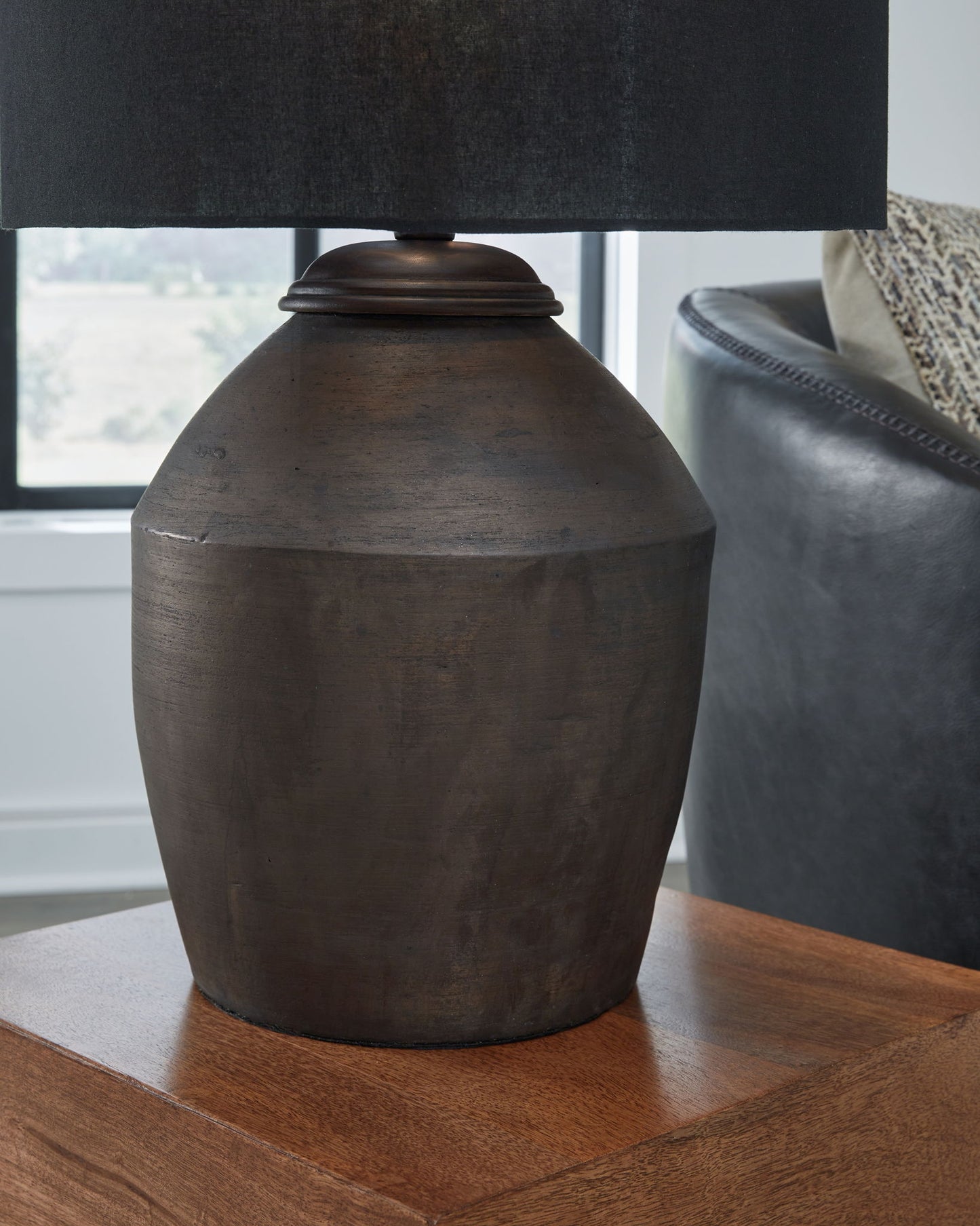 Naareman - Metallic Black - Terracotta Table Lamp - Hornell Furniture Outlet