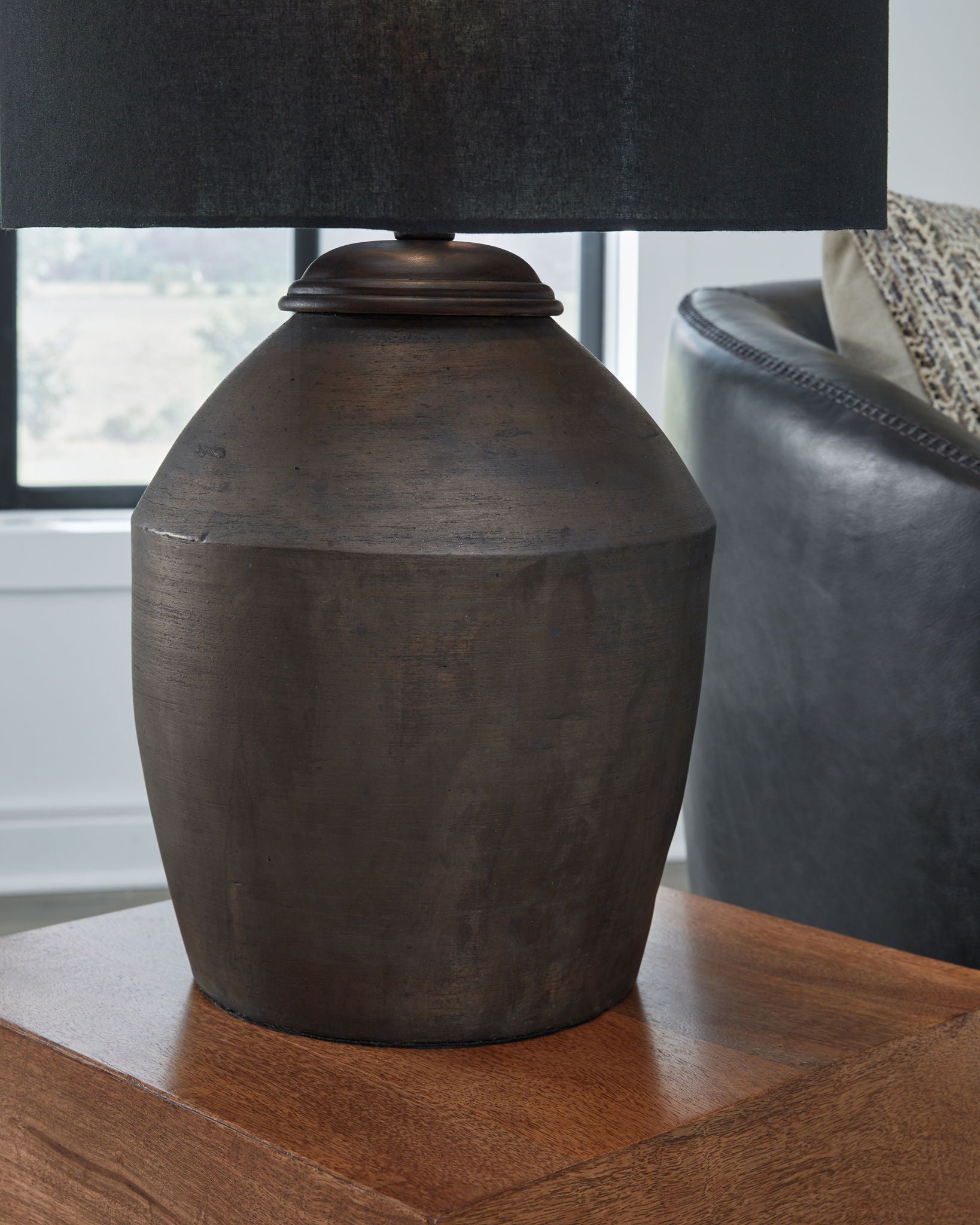 Naareman - Metallic Black - Terracotta Table Lamp - Hornell Furniture Outlet