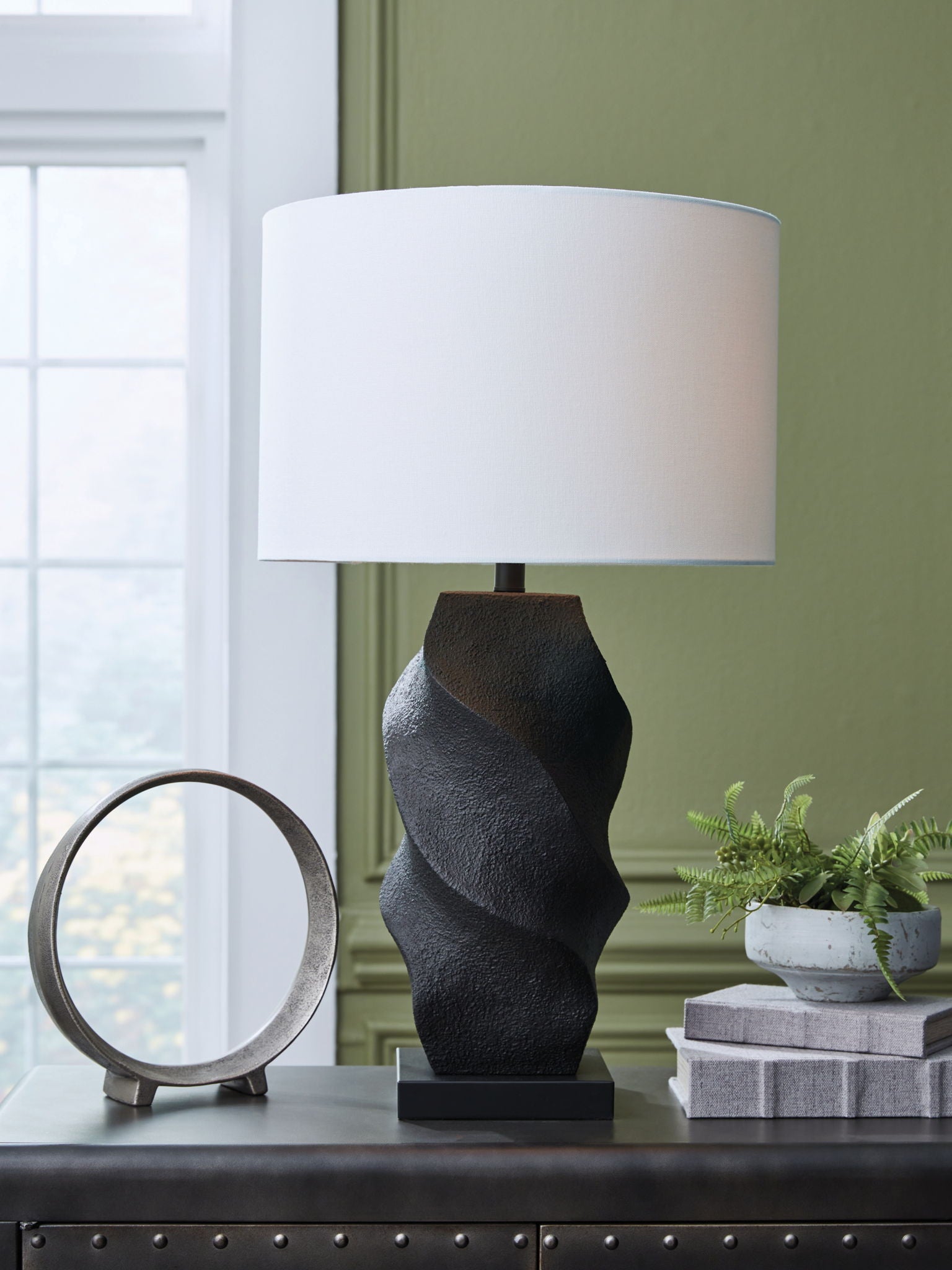 Amillion - Black - Poly Table Lamp - Hornell Furniture Outlet