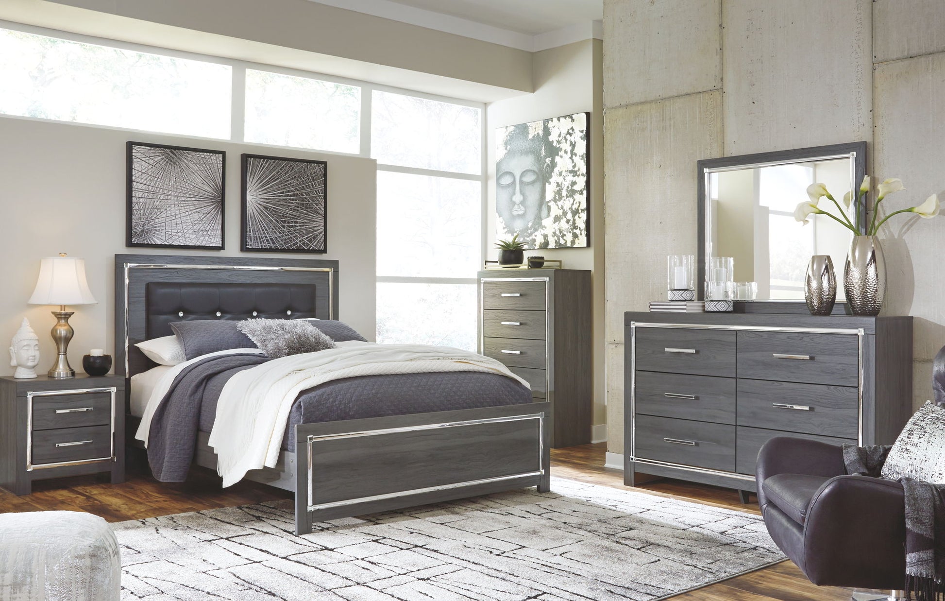 Lodanna - Dresser, Mirror - Hornell Furniture Outlet