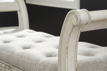 Realyn - Antique White - Accent Bench - Hornell Furniture Outlet