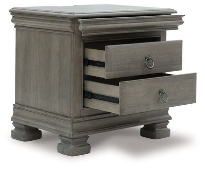 Lexorne - Gray - Three Drawer Night Stand - Hornell Furniture Outlet